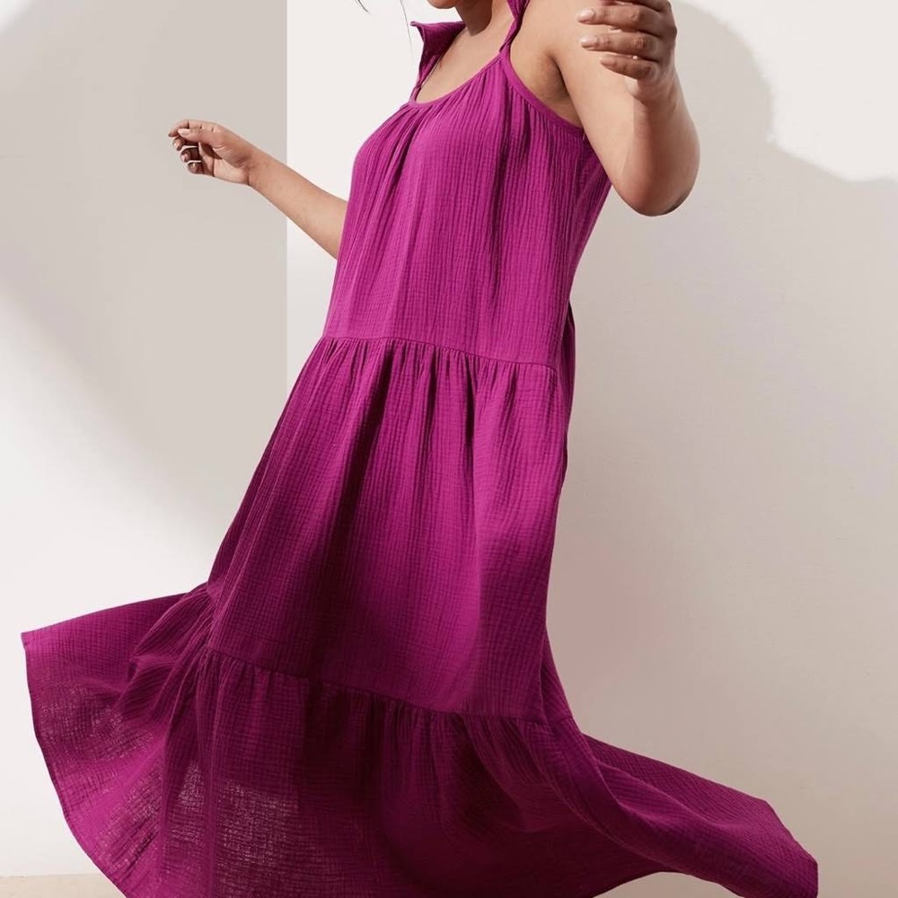 Banana Republic Frill maxi dress 🫶🏻
